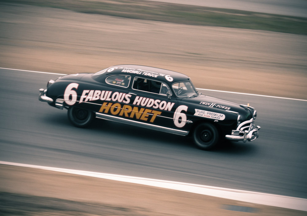 coolerthanbefore:

The Fabulous Hudson Hornet.