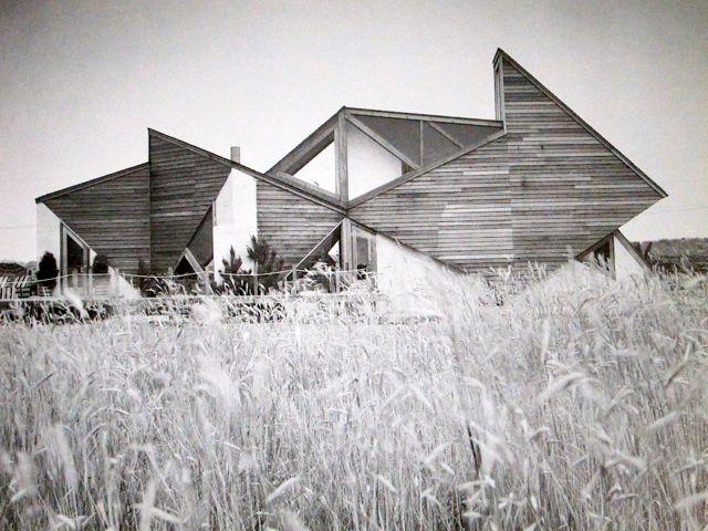 subtilitas:

Andrew Geller - Elkin House, Sagaponack NY 1966. Via (great compilation of Hamptons-modern).