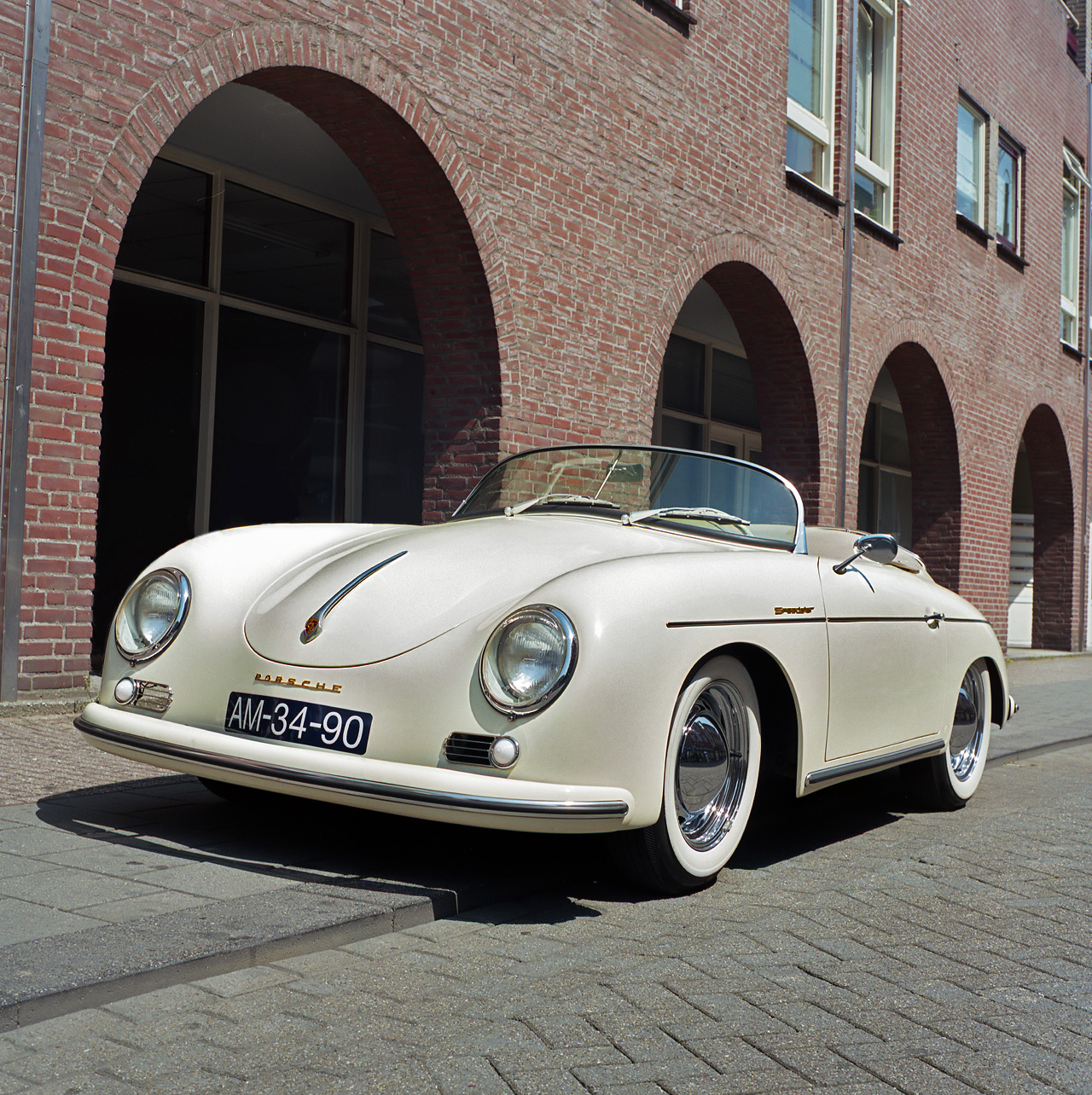 coolerthanbefore:

Porsche 356 Speedster
