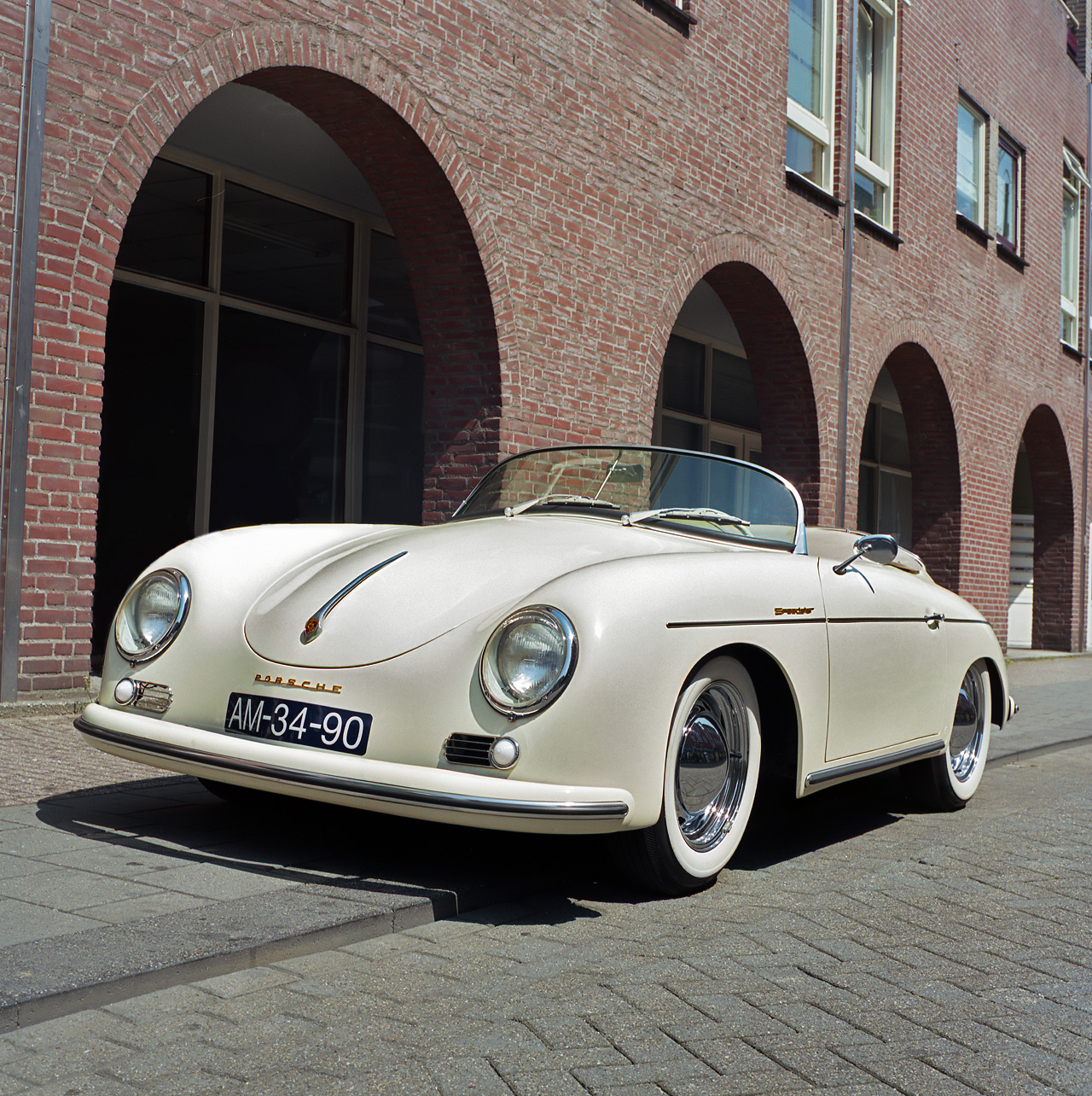 coolerthanbefore:

Porsche 356 Speedster