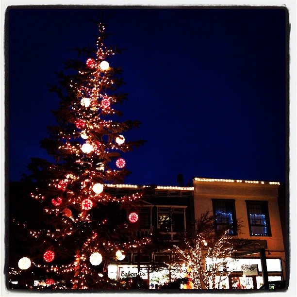 Old town Truckee (Taken with Instagram at Squeeze In)